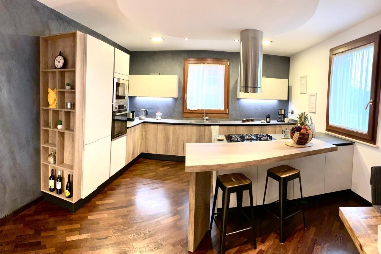 Apartament Wood Luxury House Pescara Zewnętrze zdjęcie