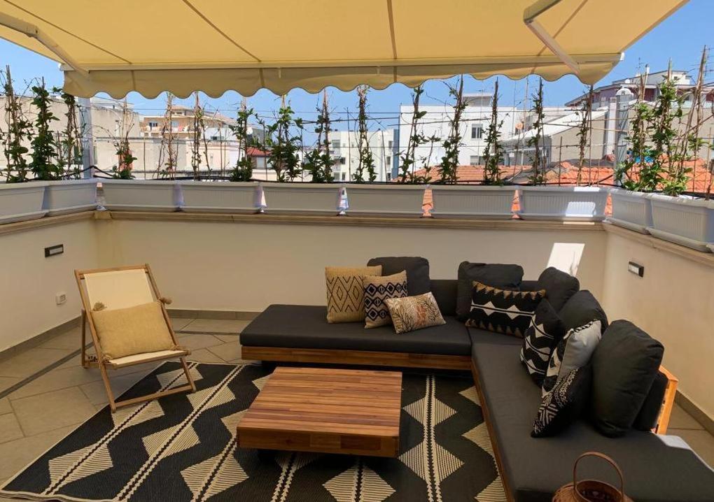 Apartament Wood Luxury House Pescara Zewnętrze zdjęcie