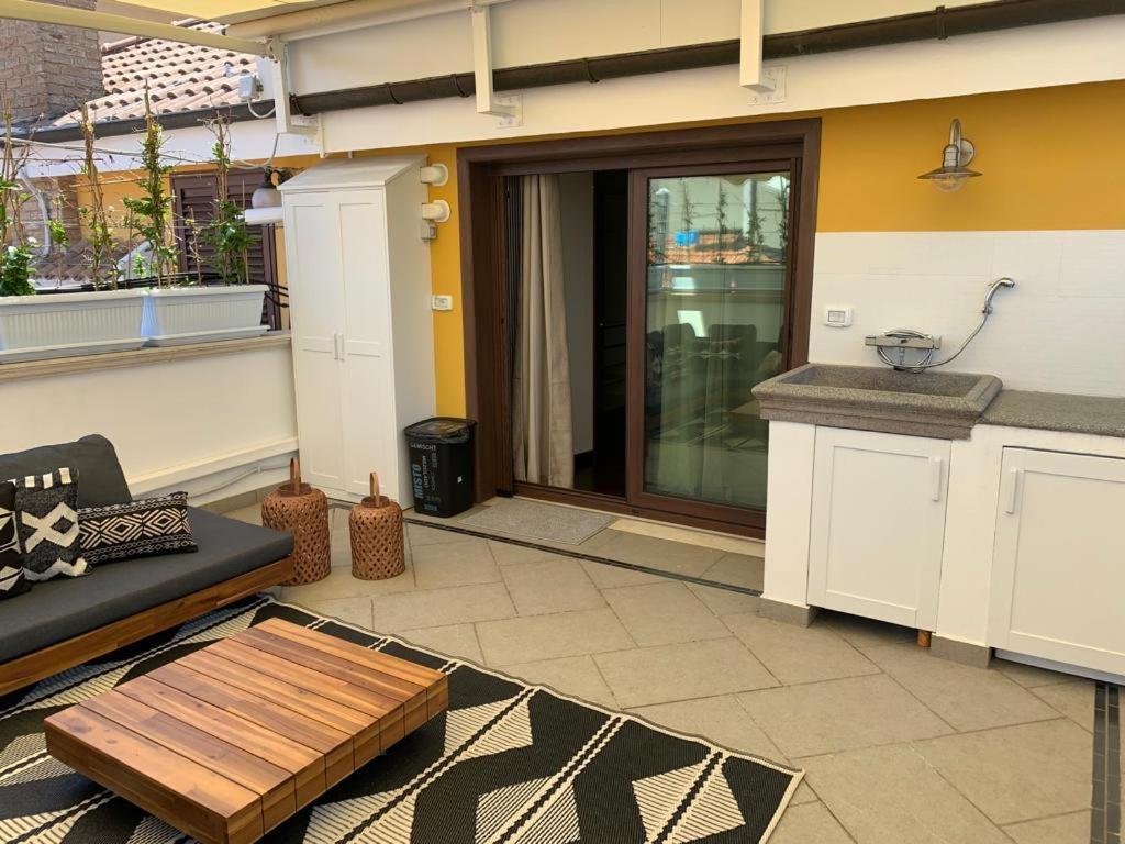 Apartament Wood Luxury House Pescara Zewnętrze zdjęcie